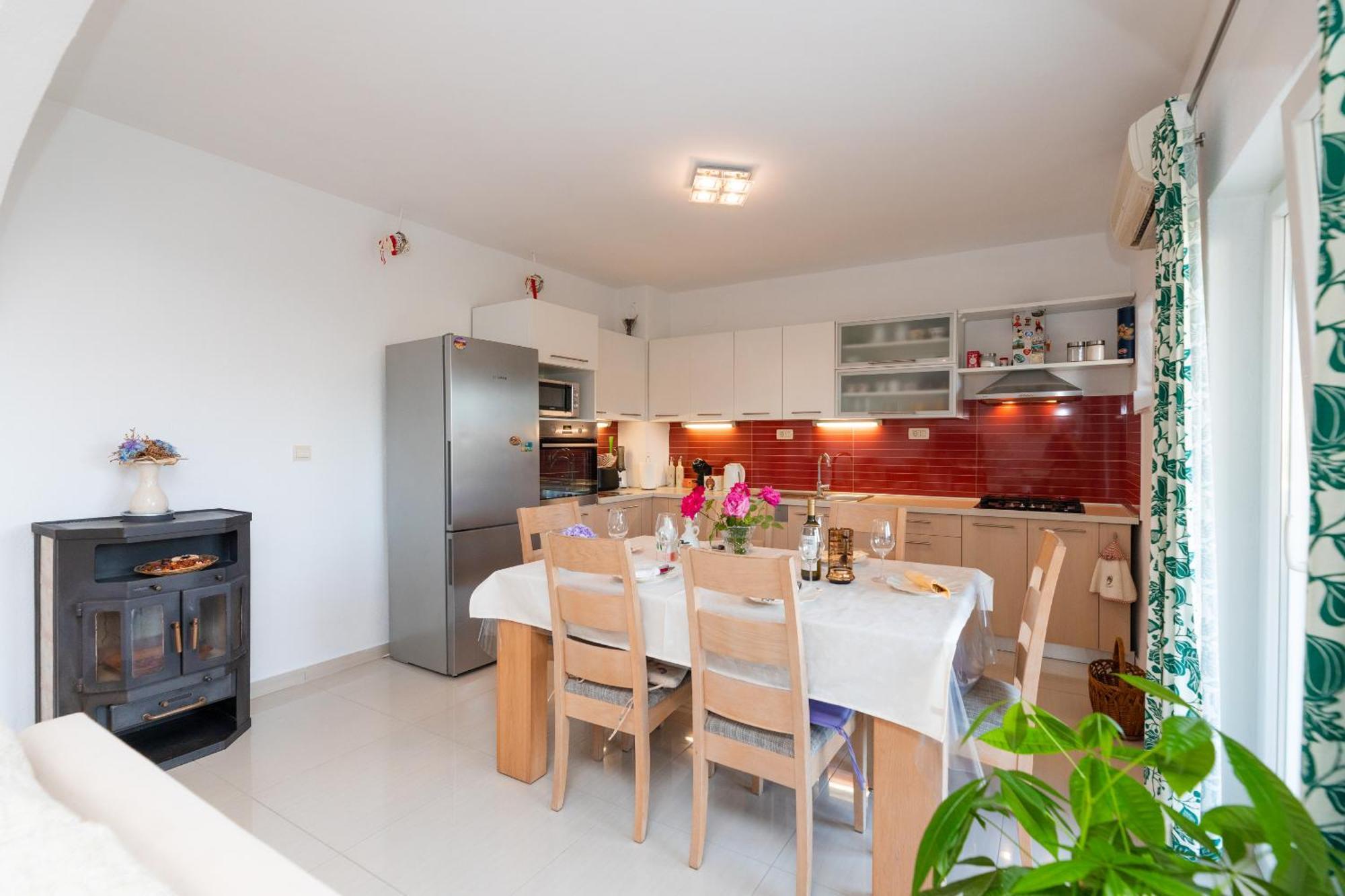 Apartments Martic Supetar Exterior photo